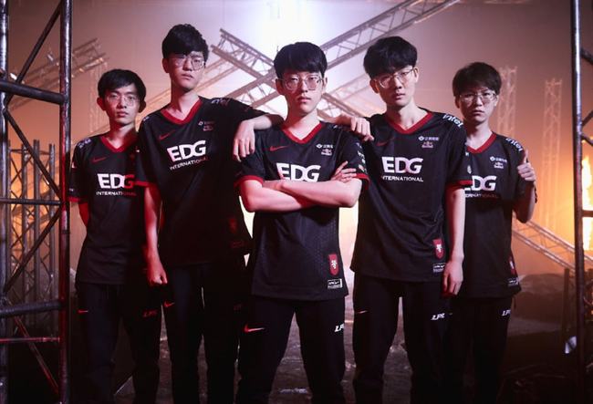 费德勒也是 费德勒也是