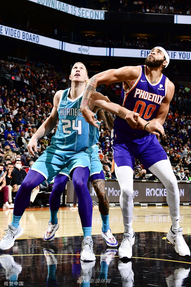 洛夫顿冤不 洛夫顿冤不